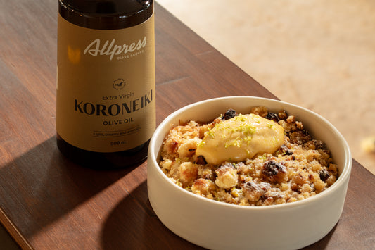 Recipe | EVOO apple crumble with a zesty lemon curd